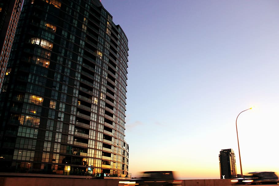 high-rise building near road at daytime, photo, glass, covered HD wallpaper