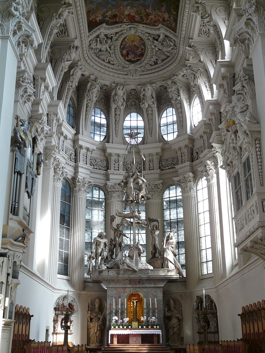 photography of cathedral interior, dom, altar, st stephan, passau