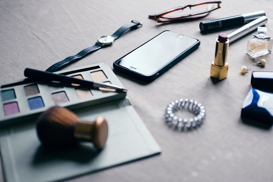 Cosmetics and accessories, objects, equipment, no people, variation HD wallpaper