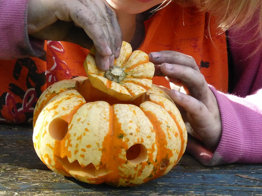 pumpkin, tinker, children, play, halloween, girl, autumn, play outside HD wallpaper