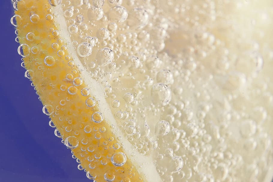 Bubbly, Lemon, Macro, refreshing, bubble, drink, refreshment HD wallpaper