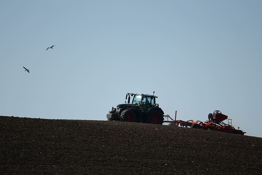 tractor, agriculture, mark, sky, transportation, machinery HD wallpaper