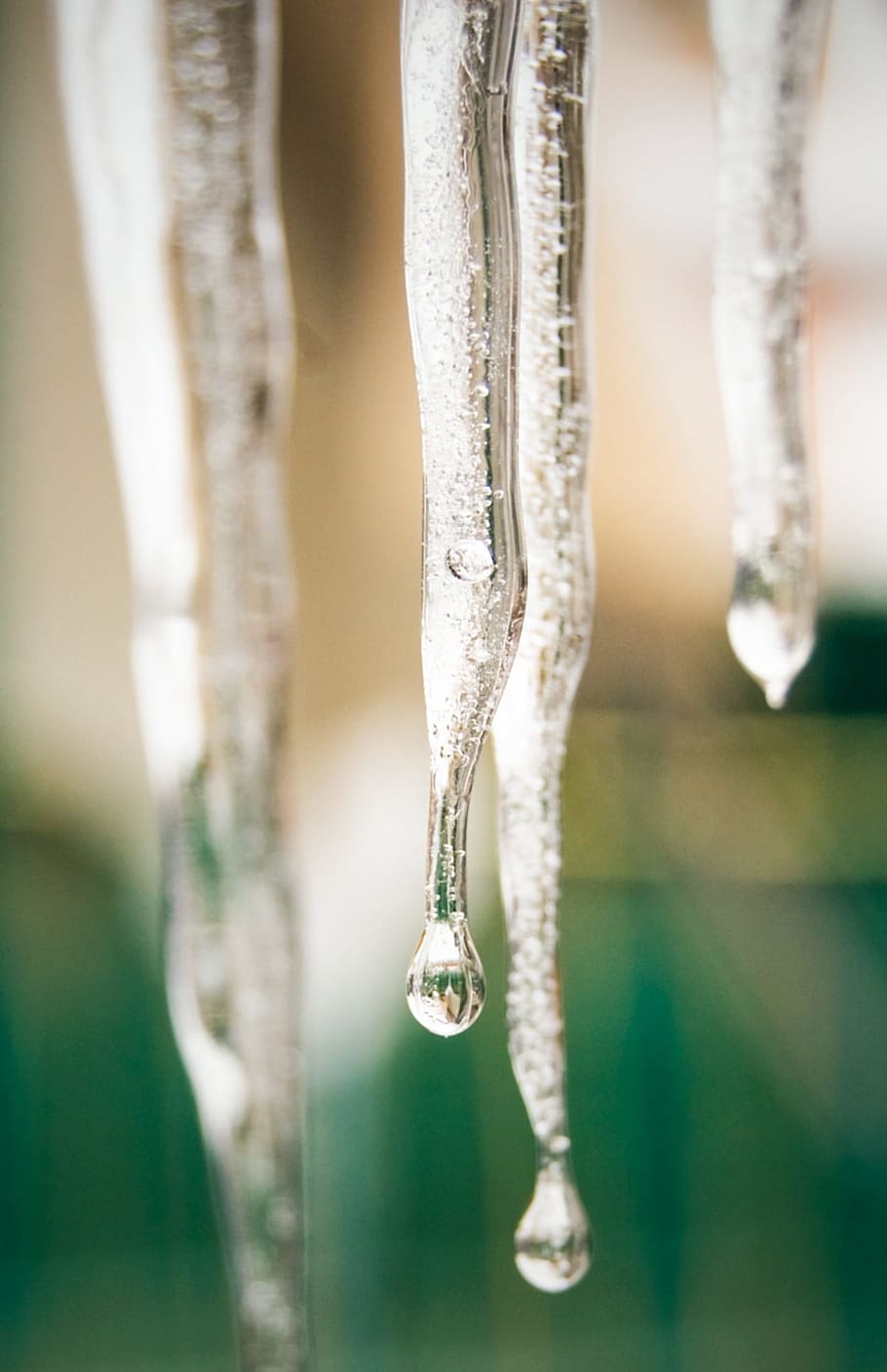 water, pearl, ice, drop, stalactite, colors, reflections, cold winter HD wallpaper