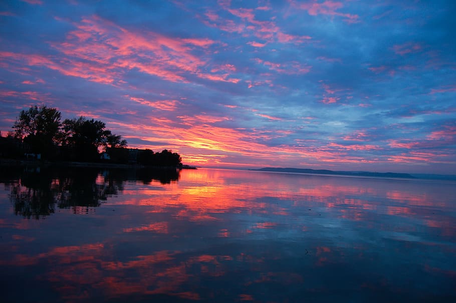 sunset, in the evening, lights, sky, nightfall, clouds, water HD wallpaper