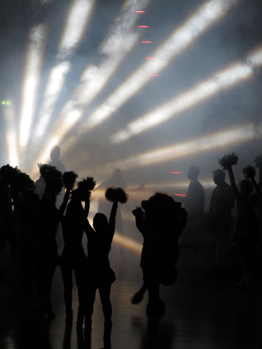 cheerleader, fog, light, shadow, mood, inside, group of people HD wallpaper