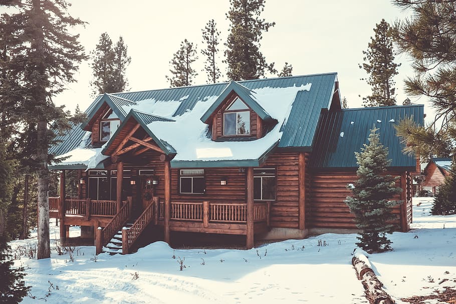 Getaway, brown and green wooden house during winter, window, building HD wallpaper