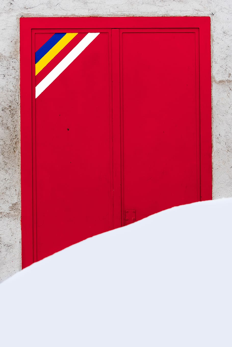 red wooden door on brown concrete wall, closeup photo of a red door HD wallpaper