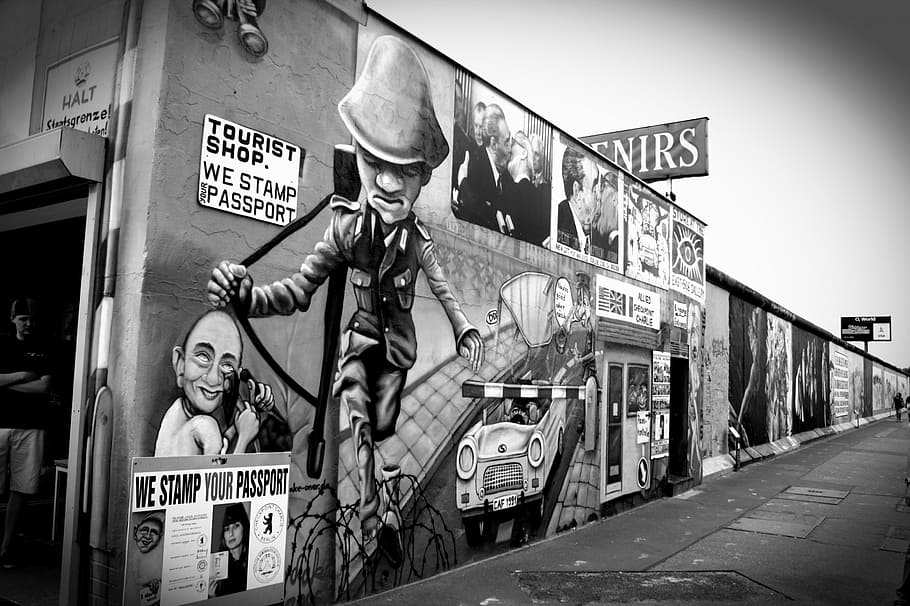 berlin, wall, art, germany, graffiti, communism, war, black white, HD wallpaper