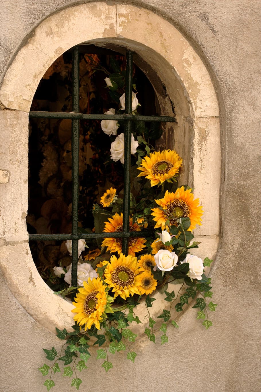 yellow sunfllowers and white roses in bloom, window, flowers HD wallpaper