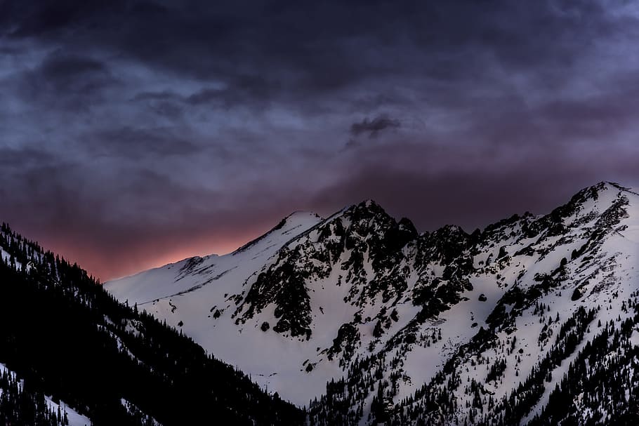 landscape photo of mountains covered with snow, snow mountain under purple and orange sky landscape photography HD wallpaper