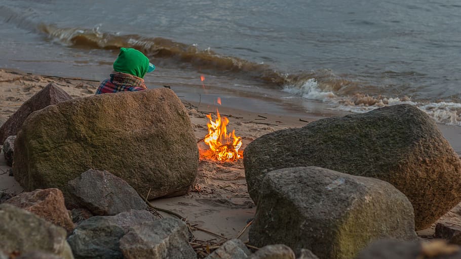 fire, beach, elbe, heat, campfire, barbecue, hot, burn, charcoal HD wallpaper