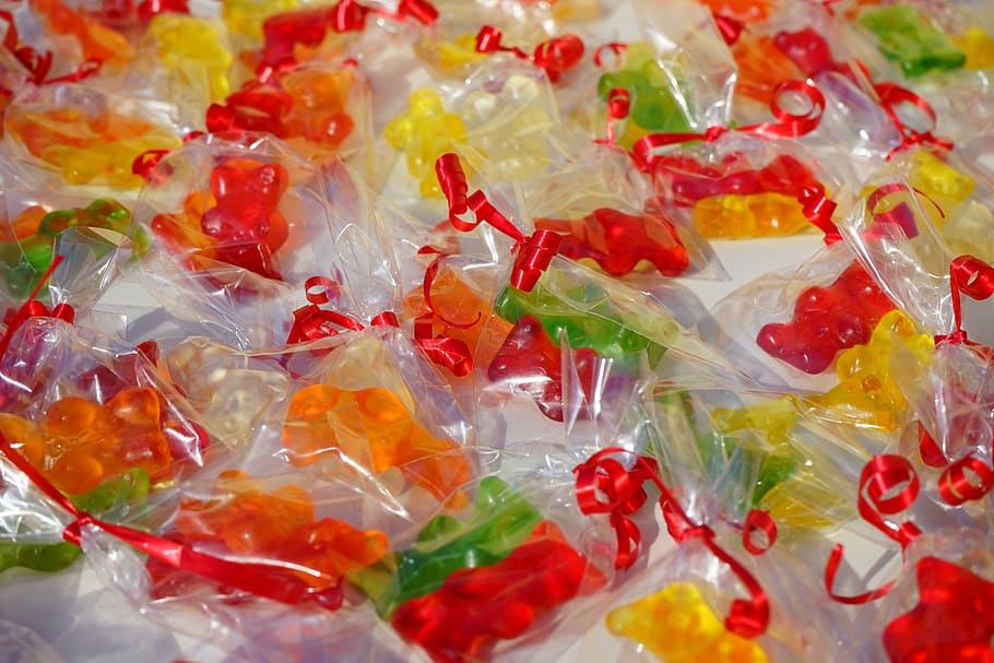 gummi bears, packed, sachets, mitbringsel, cellophane, fruit gums HD wallpaper