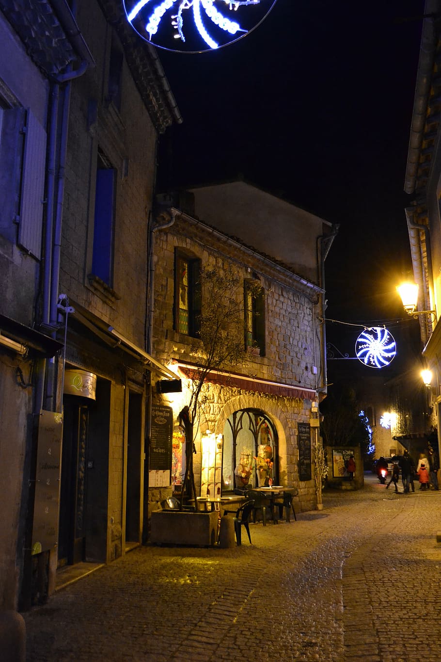 night, christmas, medieval street, carcassonne, garland, medieval city