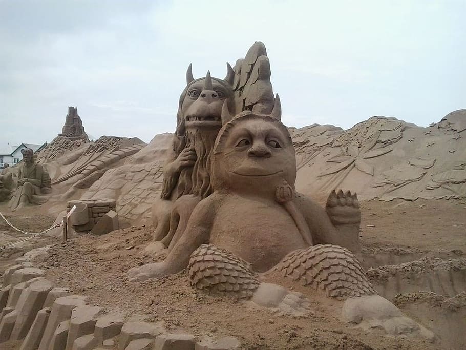 sand sculpture of horned monster, exhibition, beach, creature, HD wallpaper