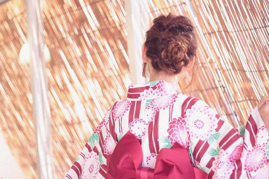 back view of woman in white, red, and green floral kimono, one Person HD wallpaper