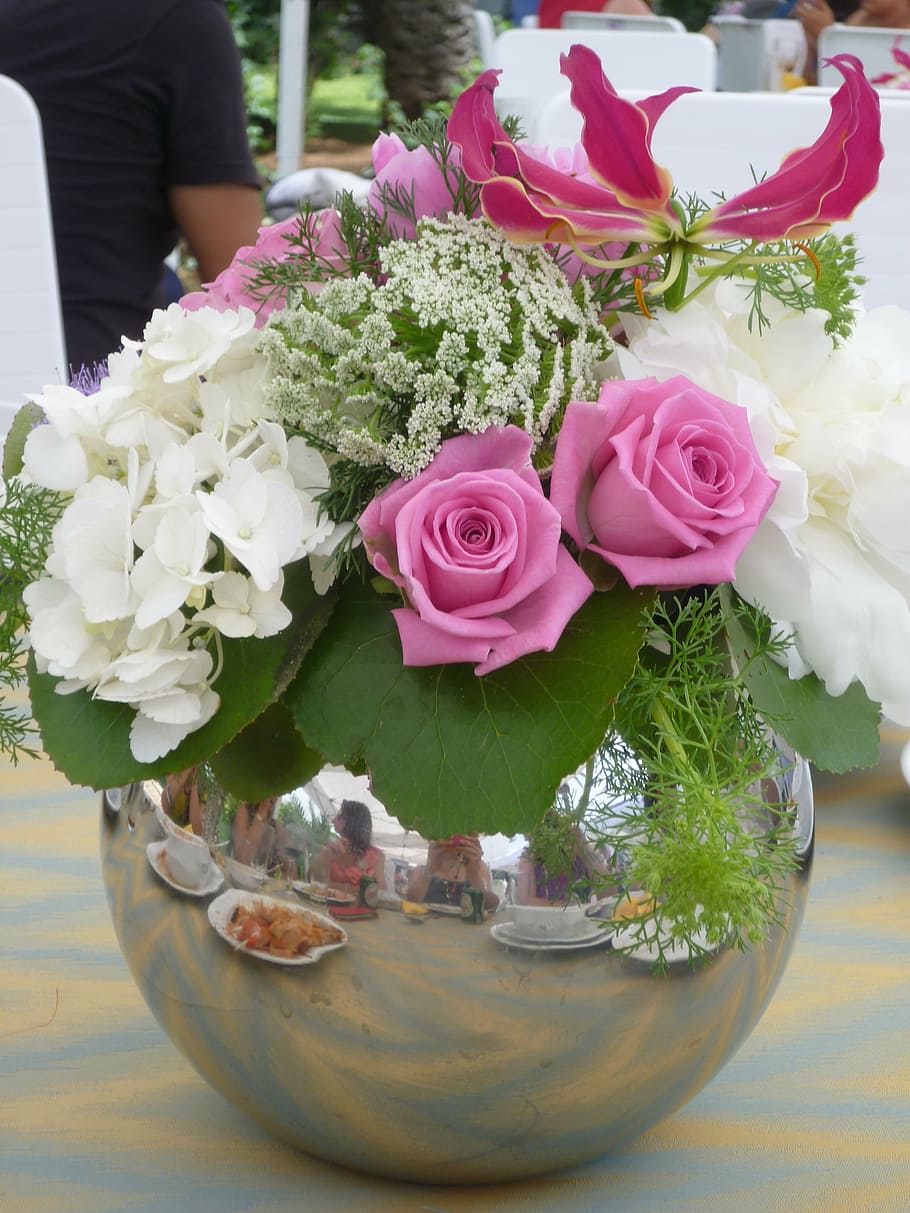 romantic, center flowers, table decoration, flowering plant HD wallpaper