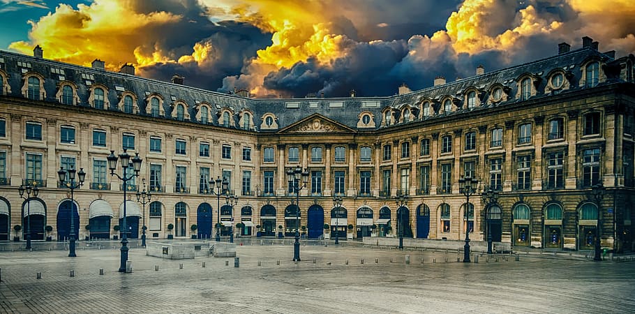 beige building under white clouds during daytime, architecture HD wallpaper