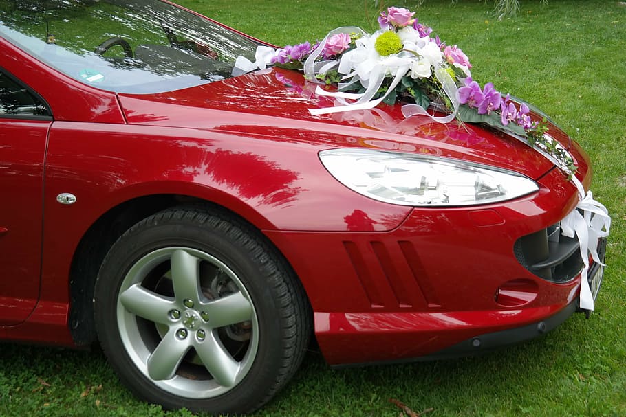 red car, bridal car, wedding, limousine, spotlight, flowers, decoration
