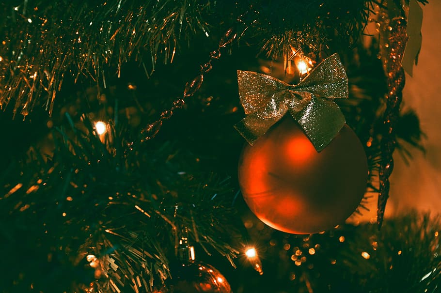 christmas, tree, lights, decorations, ornaments, festive, holidays HD wallpaper