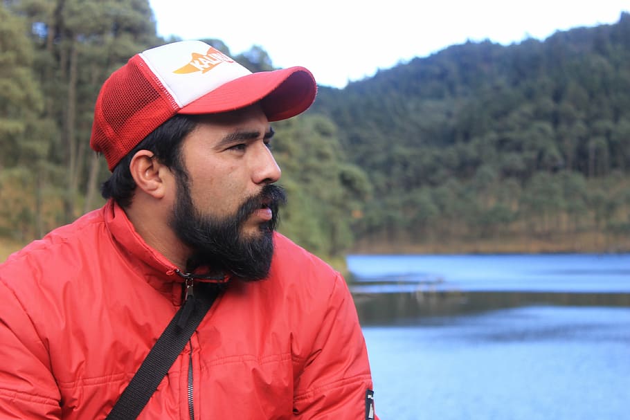 man, dom, happy, beard, cap, outdoors, male, person, water HD wallpaper