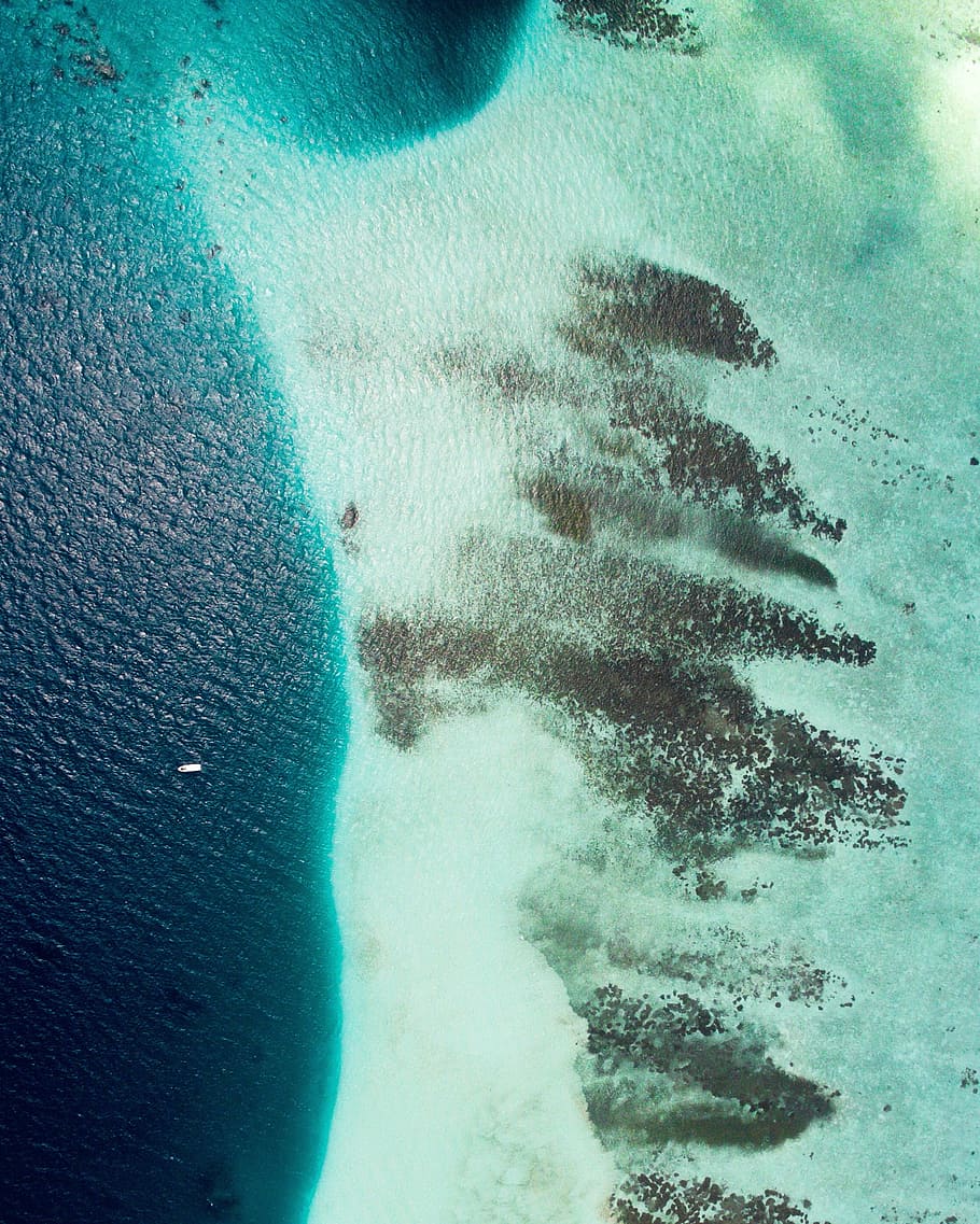 bird's eye view of island, aerial view of body of water, sea HD wallpaper