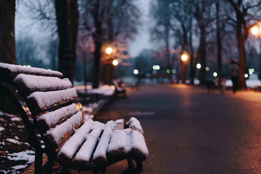 Lonely bench, snow-covered bench at sunset, winter, park, dusk HD wallpaper