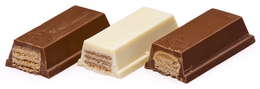 Kitkat chocolate and milk bars, kit kat, vanilla, food, treat, HD wallpaper