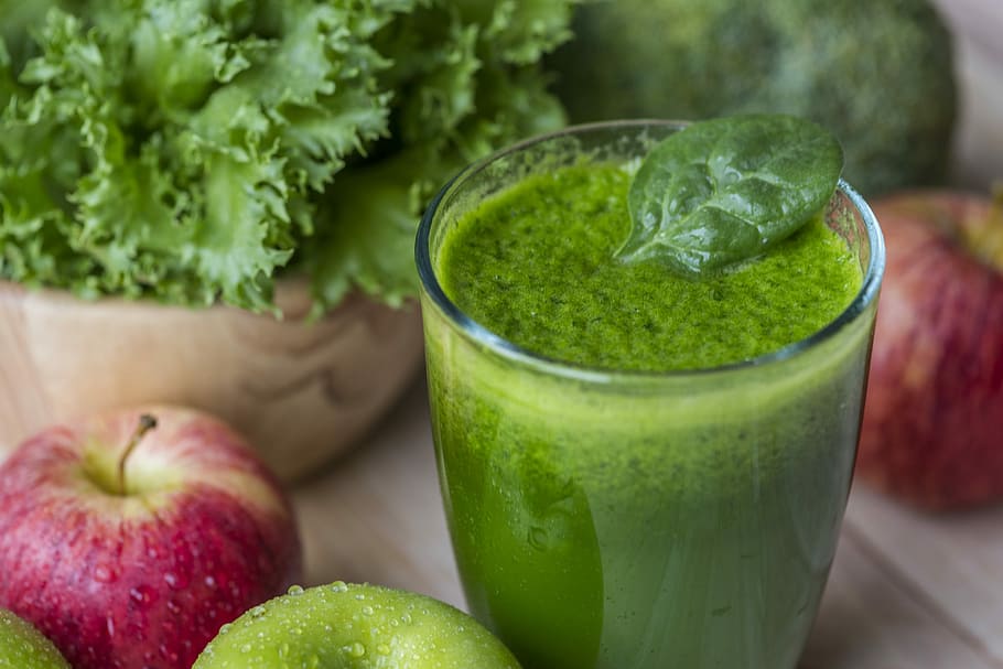 full glass of green fruit shake, antioxidant, apple, beverage HD wallpaper