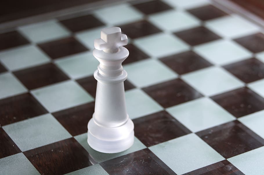 king, chess, white, chessboard, game, one, black, pattern, board game, HD wallpaper