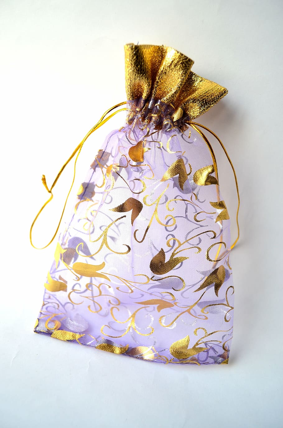 gift, decorative, bag, present, indoors, white background, no people HD wallpaper