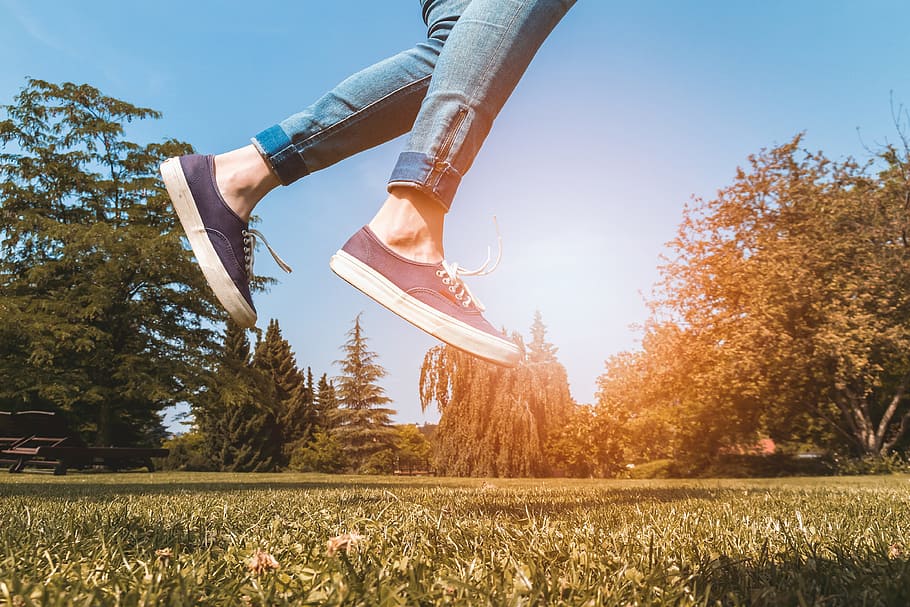 person jumping during daytime, happy, young, sun, park, green HD wallpaper