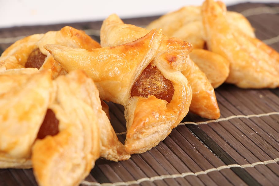 Bakery, Biscuits, bread pineapple filling, eat, delicious, baking HD wallpaper