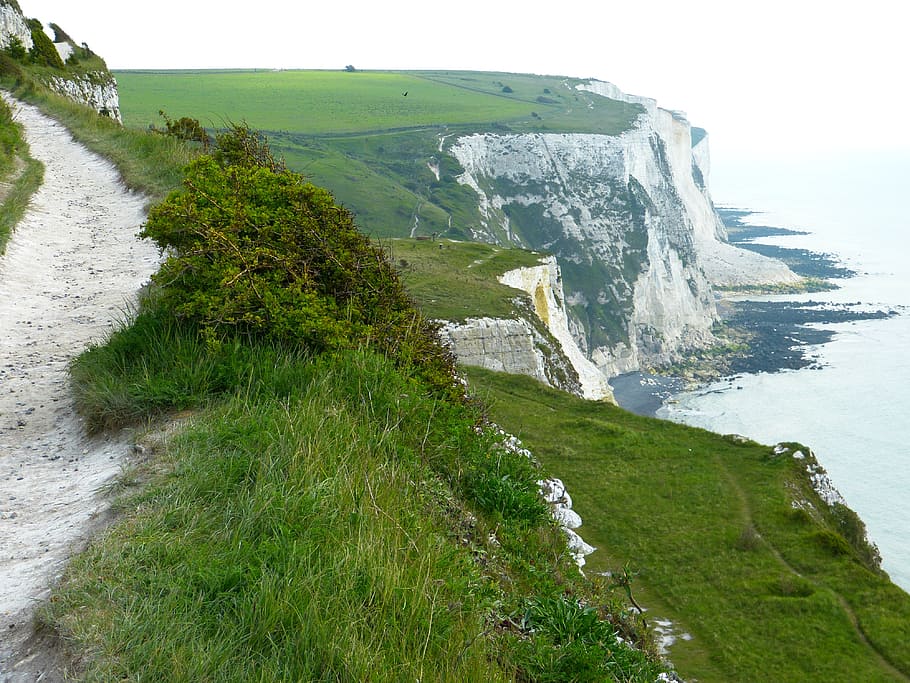 cliff and body of water at daytime, white cliffs, dover, sea HD wallpaper