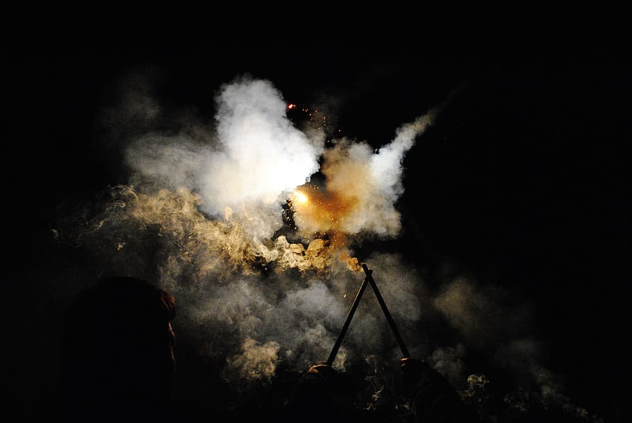 white smoke during night time, white and black abstract painting HD wallpaper