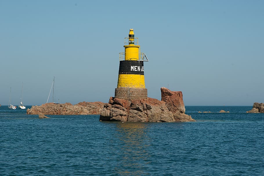 brittany, île-de-bréhat, beacon, navigation, lighthouse, water HD wallpaper