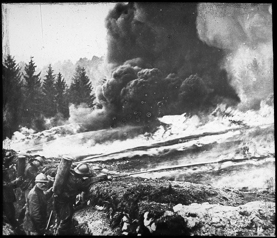 French soldiers making a gas and flame attack on German trenches in World War I