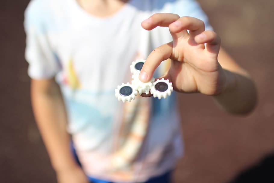 boy, hand, young, man, spinner, toy, summer, guy, photoshoot HD wallpaper