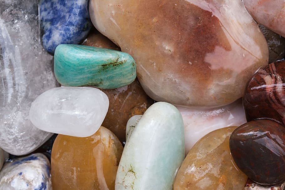 pile of pebbles, quartz, stones, special stone, pure minerals, HD wallpaper
