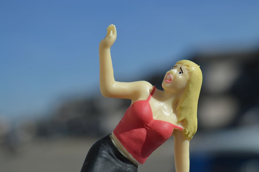 female in red shirt and black pants figurine, fear, afraid HD wallpaper