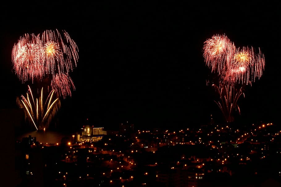 fireworks display over buildings, pyrotechnic, explosion, new years HD wallpaper
