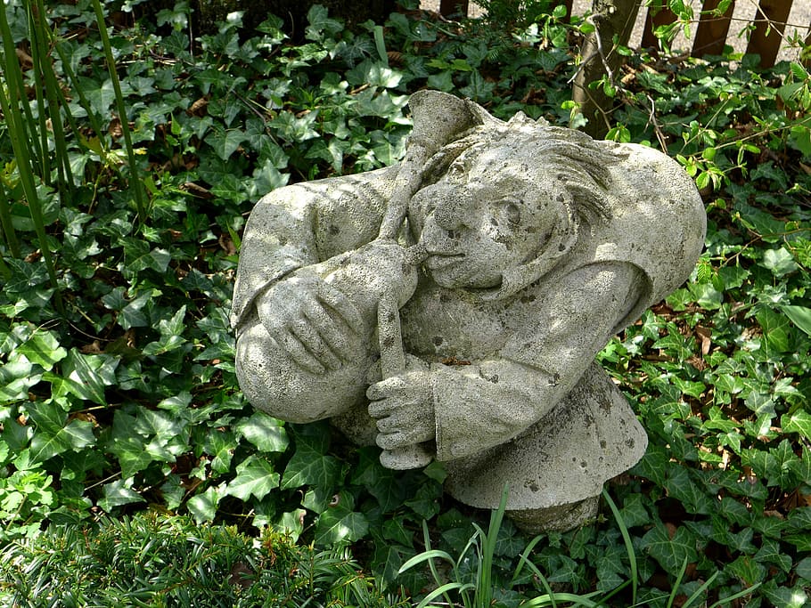 Garden Figurines, Decoration, rock carving, gnome, figure, bagpiper, HD wallpaper