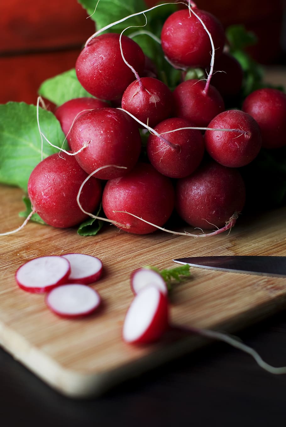 red sliced vegetables on table, radishes, vegatables, food, healthy, HD wallpaper