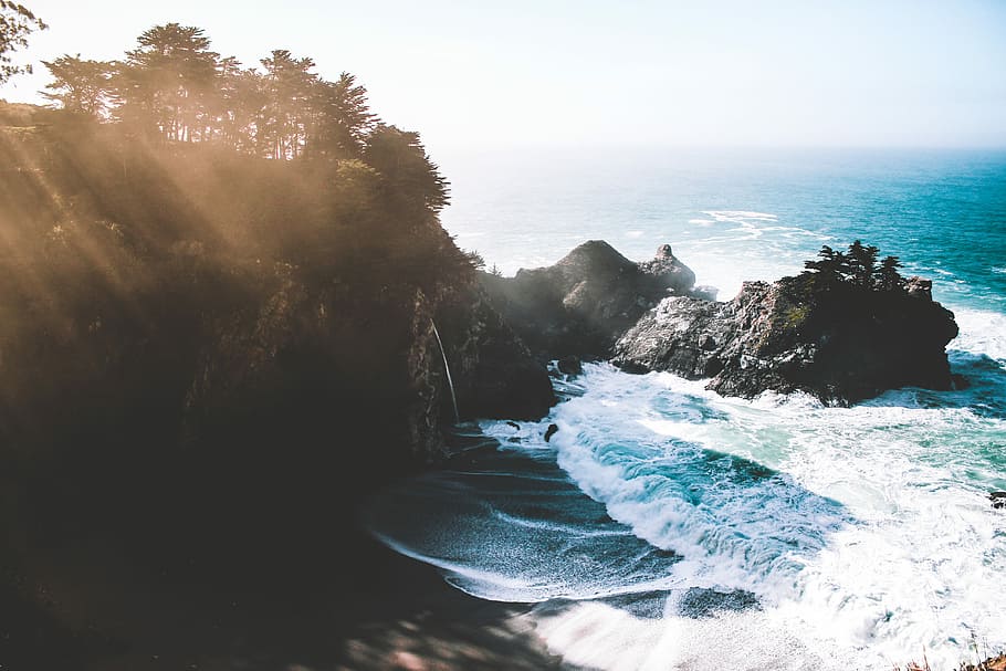 sea waves on seashore, ocean, cliffs, rocks, nature, coastline HD wallpaper