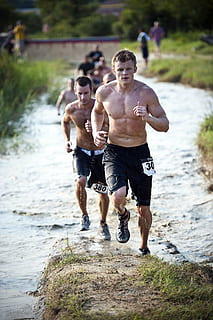 men running during dayime, runners, competition, race, mud HD wallpaper