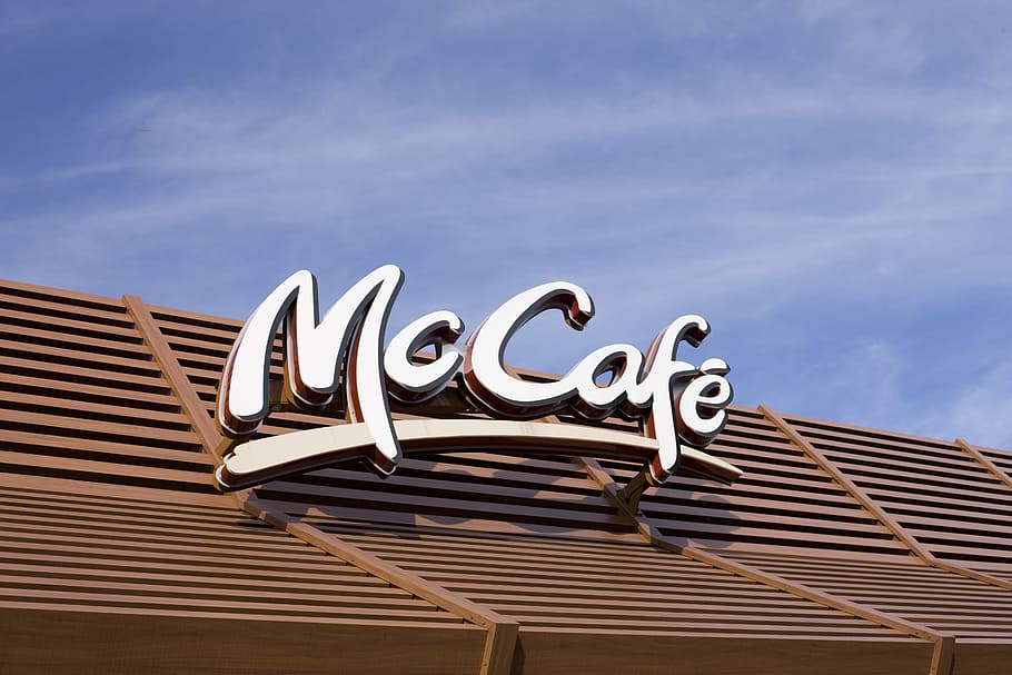 Mccafe, Mcdonalds, Editorial, Roof, fast food, chain, sky, no people, HD wallpaper