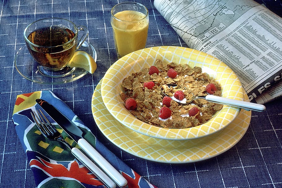 cereals with berries in yellow plate, Breakfast, Cereal, Milk HD wallpaper