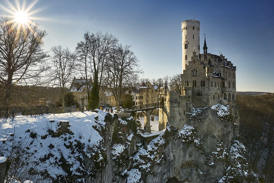 brown castle near the cliff at daytime, winter, architecture HD wallpaper