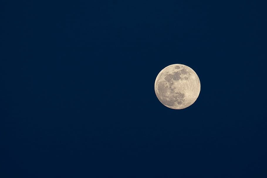 gray moon, month, full moon, night, brown, dark blue, luna HD wallpaper