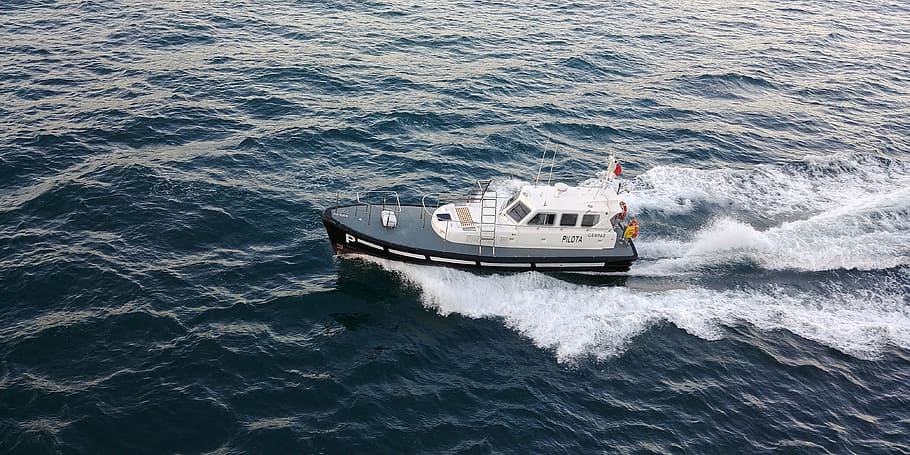 the pilot, genoa, ship, waves, boat, moby, italy, liguria, porto HD wallpaper