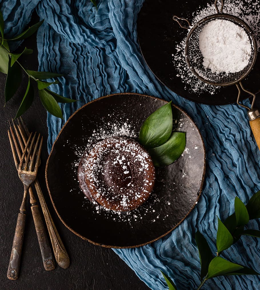 cooked food on coconut shell bowl, bowl of pastry on blue textile HD wallpaper